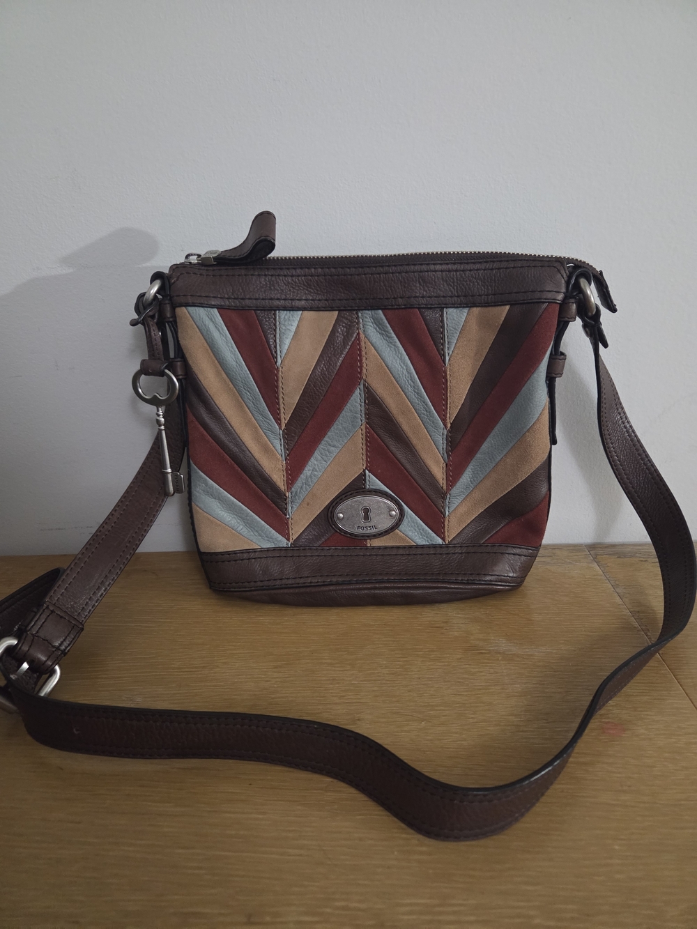 Fossil Maddox Brown And Chevron Pattern Crossbody